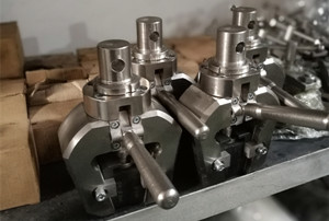 萬能試驗機鉗口的材質與工藝